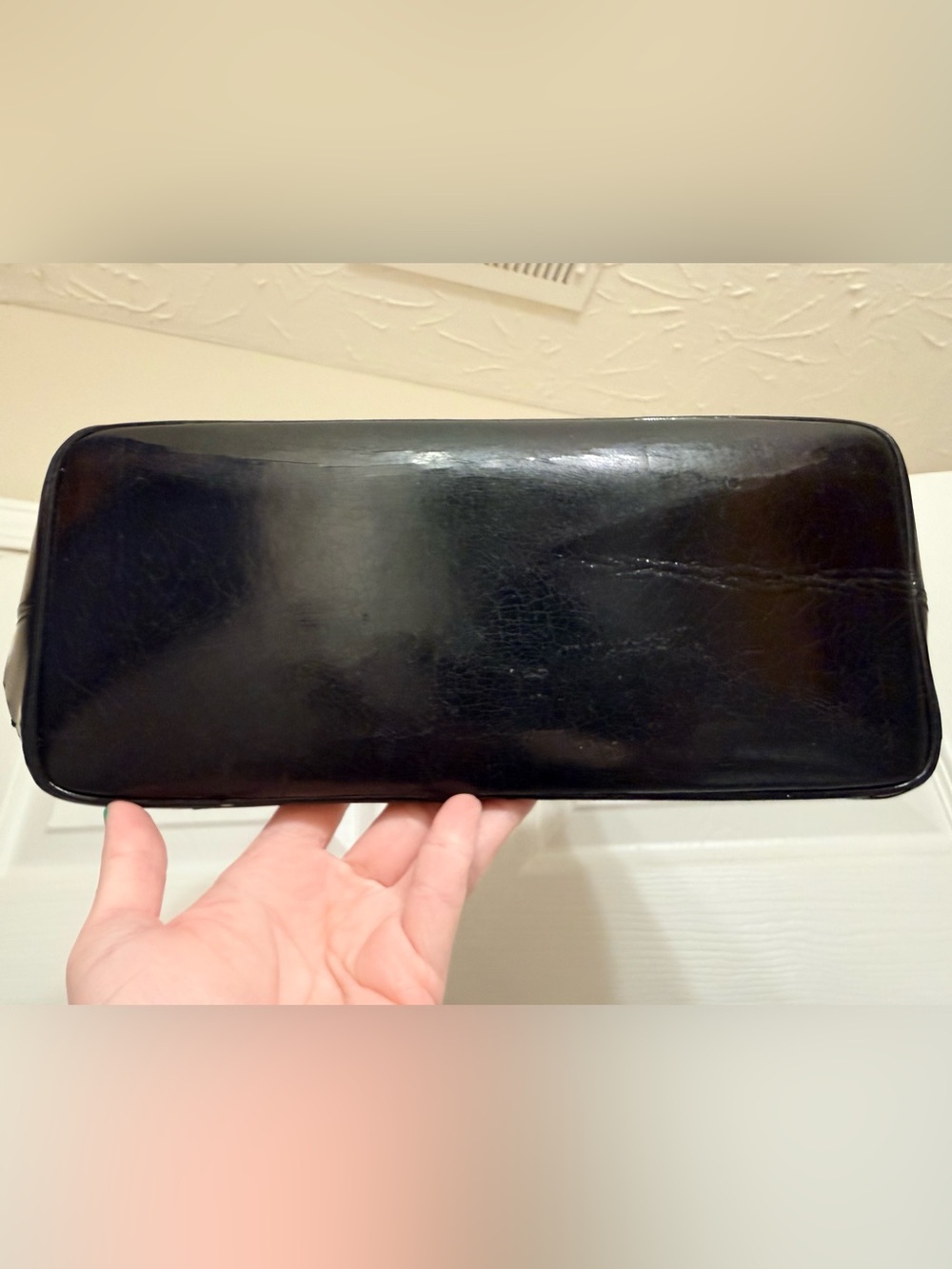 *Vintage* YSL (Yves Saint Laurent) - Authentic Bag - Picture 5 of 14